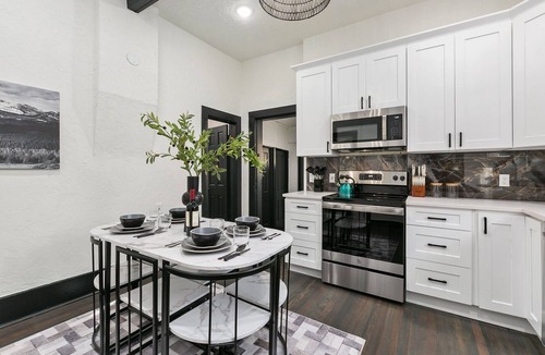 University North House | Old Town Retreat w/Hot Tub Steps From Csu!