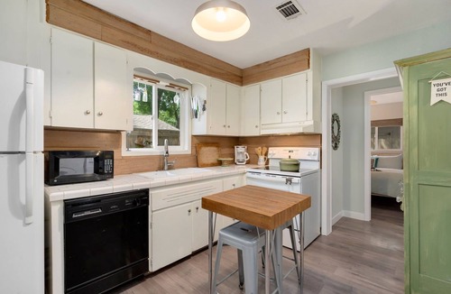 Fort Collins House | Old Town Retreat w/Vintage Flair Near CSU, Bikes!