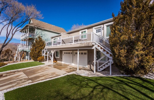 Colorado Springs House | On Sale! Gorgeous Garden of the Gods Getaway!