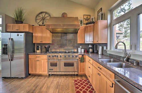 Conifer House | On-Site Hiking Access: Mtn-View Conifer Cabin