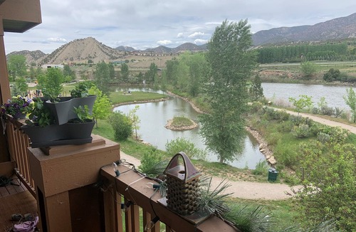 New Castle Condo | On the Colorado River and River View Park trail.
