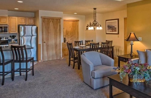 Peak 9 Apartment | One-Bedroom Residence