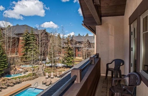 Peak 9 Apartment | One-Bedroom Residence