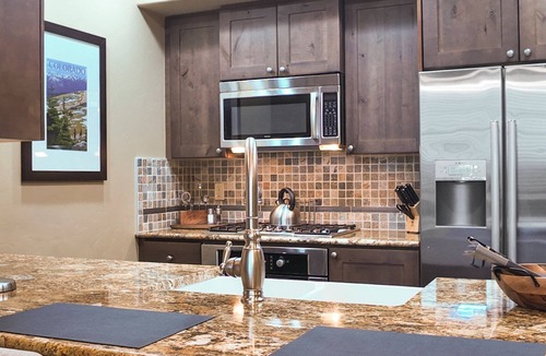 Boulder Ridge Apartment | One Ski Hill Peak 8 Luxury Ski-In/Ski-Out Studio Breckenridge