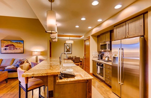 Peak 8 Condo | One Ski Hill Penthouse: Ski-in/Out, A/C, Swimming Pool, Bowling, Shuttle
