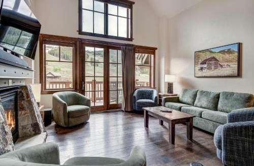 Peak 8 Apartment | One Ski Hill Place S8501