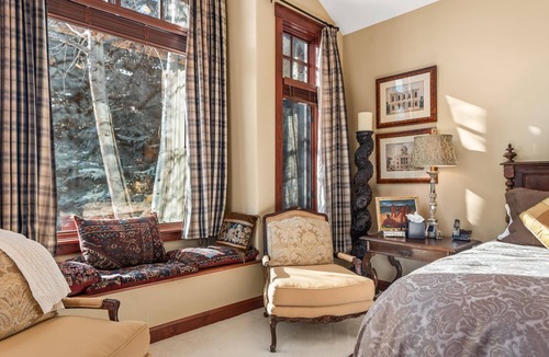 Carbondale House | Outstanding Mountain Golf Retreat
