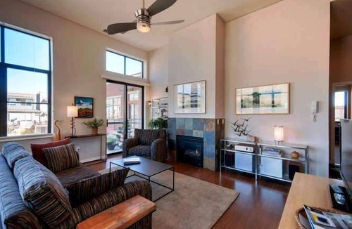 North Broadway - Holiday Condo | Overlooking foothills, trails, restaurants, shops and more
