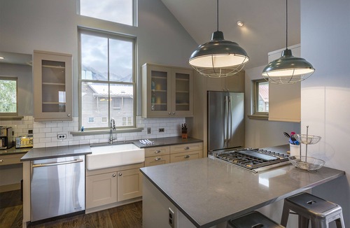Telluride House | Owl Meadows LUX 3BR/3.5Bth Views, deck, fp; Walk to town, grocery EVERYWHERE