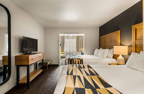 Redding Hotel | Oxford Suites Redding