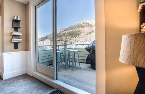 Telluride Apartment | PACIFIC PLACE TOO by Exceptional Stays
