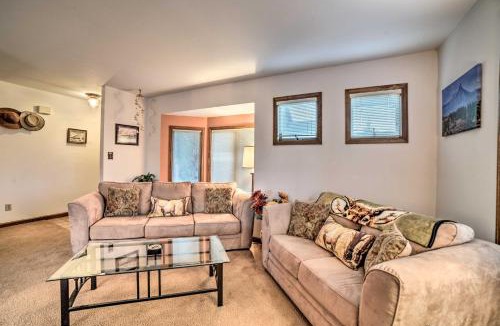 Pagosa Springs Apartment | Pagosa Condo with Deck, 4 Mi to Hot Springs and Dtwn