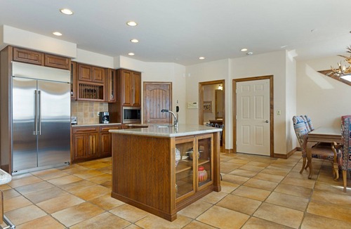 Vail House | Panoramic View !Monthly Rentals Available! Private Elevator, Great Outdoor Space