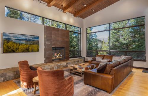 Copper Mountain House | Parade of Homes triple award winning estate, short WALK TO SLOPES, sprawling modern luxury!