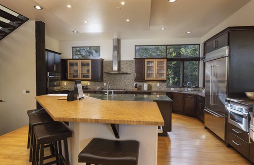 Copper Mountain House | Parade of Homes triple award winning estate, short WALK TO SLOPES, sprawling modern luxury!