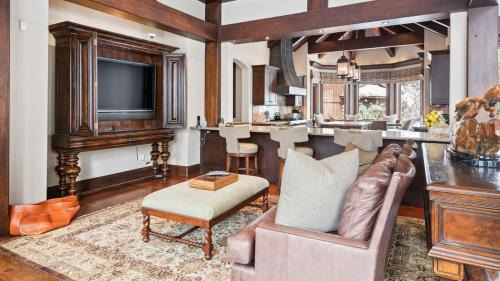 Avon House | Paragon