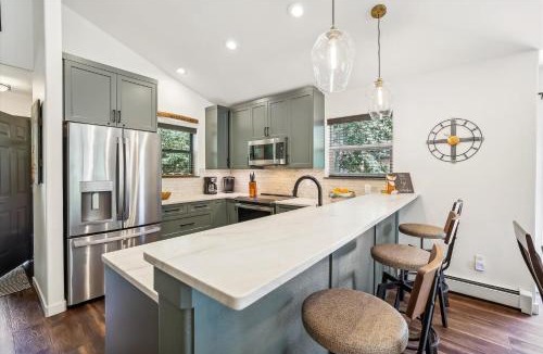 Park Forest Estates House | Park Forest 227 townhouse