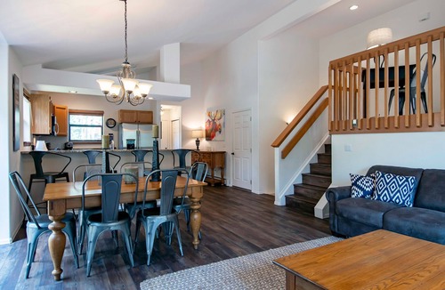 Peak 8 House | Park Forest Moose Pad Townhome: Hot Tub, On Shuttle Route