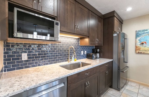 Historic District Condo | Park Place Quandary Peak Condo: Ski-in, Downtown Breck