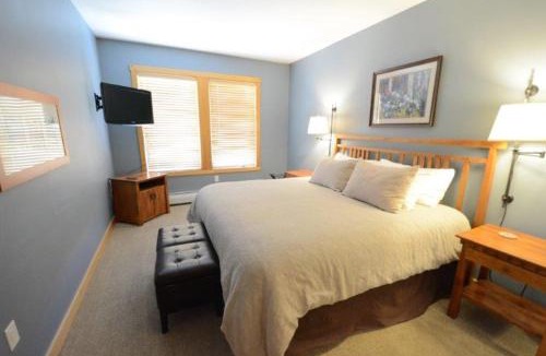 Copper Mountain Village Apartment | Passage Point 215