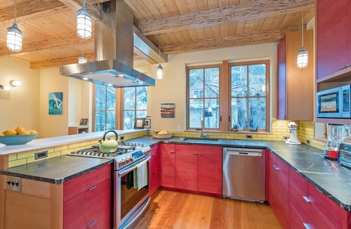 Telluride House | Peace & Privacy | Sun-Filled, Eco-Friendly Home