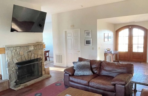 Bent County House | Peaceful, country oasis! Come enjoy our lovely, 3-bedroom home on the plains!