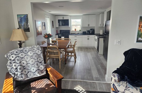Trinidad Apartment | Peaceful, Cozy 2-bedroom apartment in Trinidad with WiFi, great music.