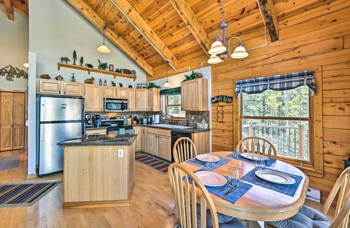 Indian Mountain Cabin | Peaceful Jefferson Cabin w/Deck - Pets Welcome!