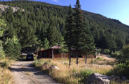 Eldora House | Peaceful Mountain Retreat in Eldora