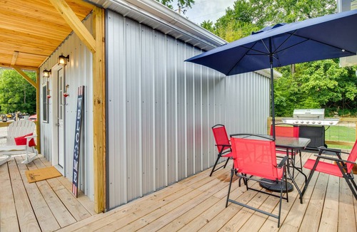 Lone Rock Cabin | Peaceful Norfork Escape: Walk to White River!