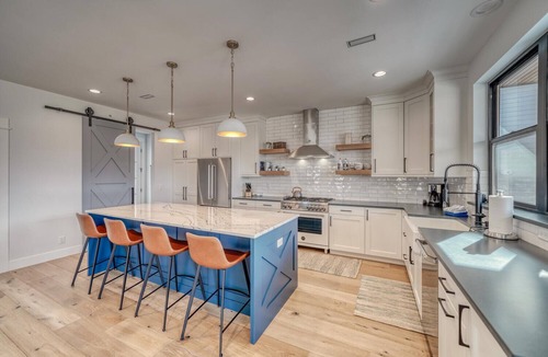Salida House | Peaceful River - Lovely Oasis Along the Little Arkansas River!
