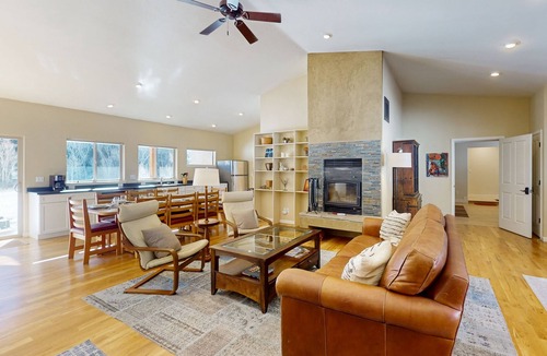 Nathrop House | Peaceful & sunny alpine retreat with firepit, patio, fireplace, & amazing views