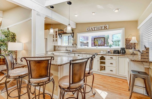 East Colorado Springs House | Peach House | Adventure Haven | Dog Friendly/BBQ