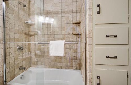 Fruita House | Peach House Ii - Cozy, Inviting Downtown Cottage!