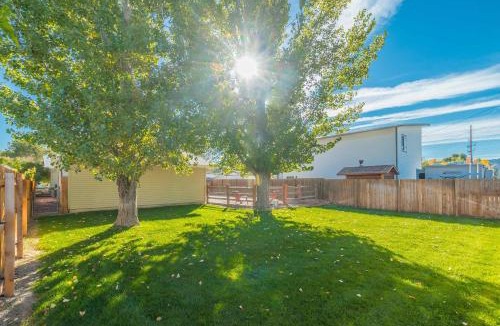 Fruita House | Peach House Iii - Cozy Downtown Getaway W-Big Yard
