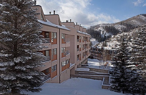 Vail Condo | Peak season accommodations minutes from the slopes of Vai, Colorado. Sleeps 8.