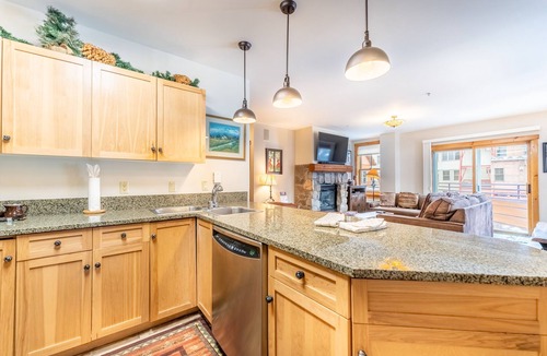 River Run Condo | Penthouse Condo with Rooftop Deck & Village Views, Short Walk to Base/Gondola