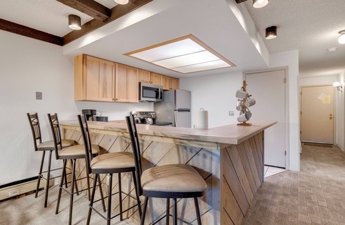 Historic District Condo | Perfect Downtown Retreat with ALL NEW APPLIANCES AS OF FALL 2025!