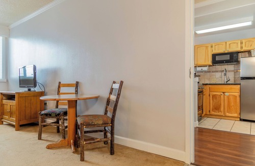 Steamboat Springs Apartment | Perfect Escape! Three Serene Rooms Close to Downtown | Indoor Pool