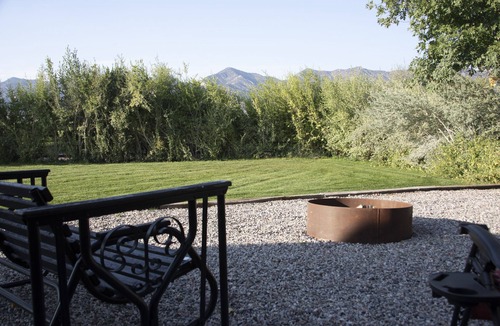 New Castle Apartment | Perfect for outdoor adventurers & couples; near Glenwood, hot springs & skiing