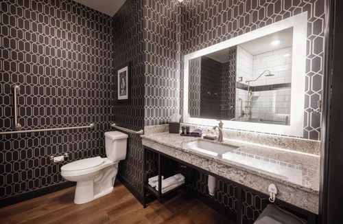 Parker House | Perfect Getaway Near Art, Parks & Dining in Vibrant Parker