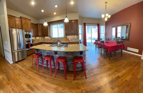 Cascade House | Perfect Pike's peak basecamp location & spacious luxury for active family/group