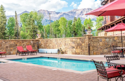 Mountain Village Condo | Pet-Friendly 1-Bedroom Condo With Pool, Hot Tubs
