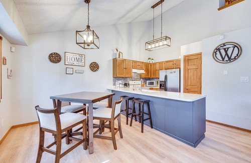 Southeast Colorado Springs House | Pet-Friendly Colorado Springs Home w/Mtn Views!