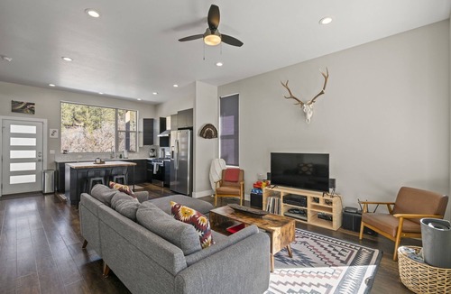 Durango - Purgatory House | Pet Friendly, Central A/C, 5 Minutes to Downtown!
