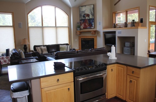 Three Peaks House | Pet Friendly Family Mountain Home with private hot tub!