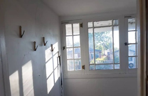 Berkeley House | Pet Friendly, Family Friendly near Tennyson Art District