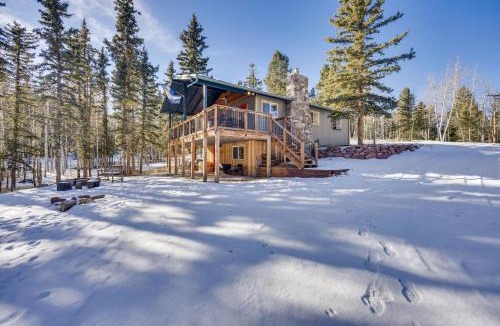Florissant House | Pet-Friendly Florissant Cabin with Fire Pit!