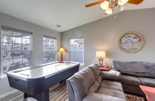 Fruita House | Pet-Friendly Fruita Home - Walk to Downtown!