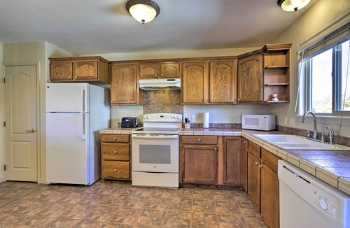 Grand Junction House | Pet-Friendly Grand Junction Townhome w/Yard!